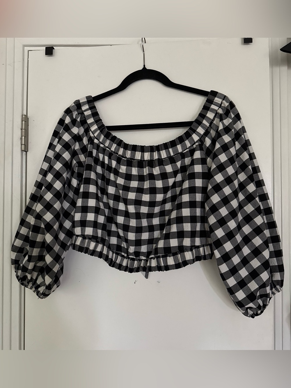 Black and White Gingham Puff Sleeve Crop Top